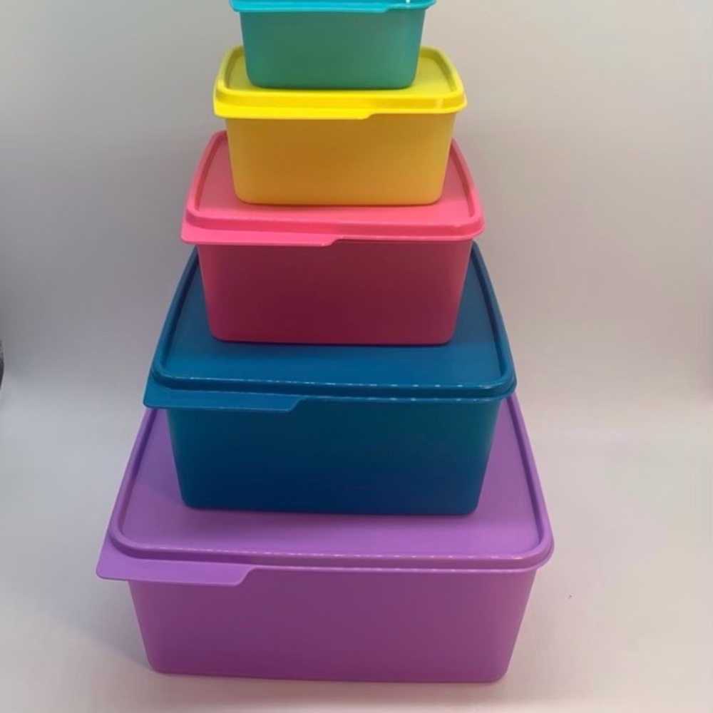 Tupperware Classic Basic Line Container Set of 5 - Picture 9 of 9